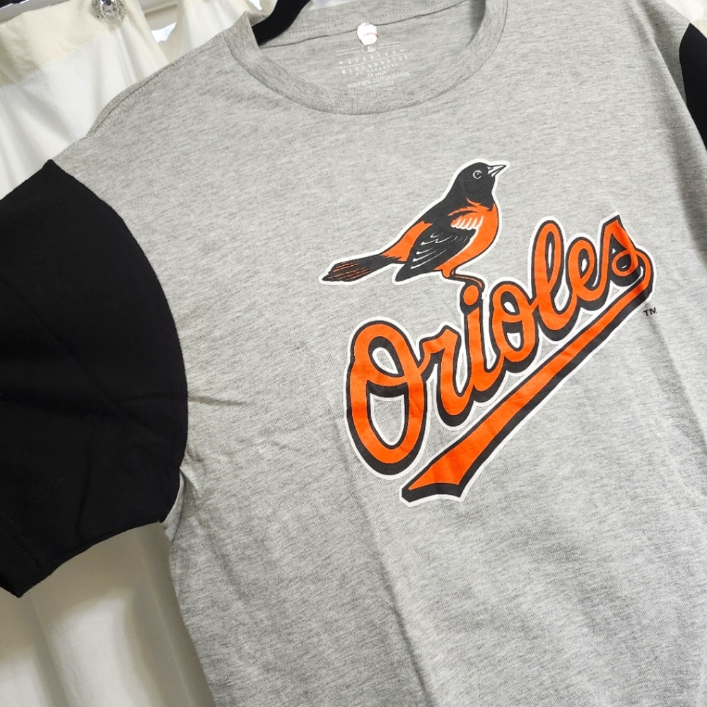 Coors Light MLB Black T-Shirt. Brand New.